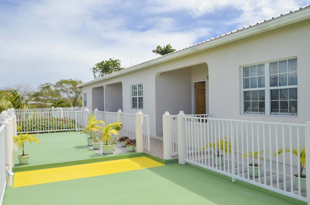 Caribbean Inn And Suites St. John's ภายนอก รูปภาพ