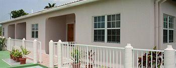 Caribbean Inn And Suites St. John's ภายนอก รูปภาพ
